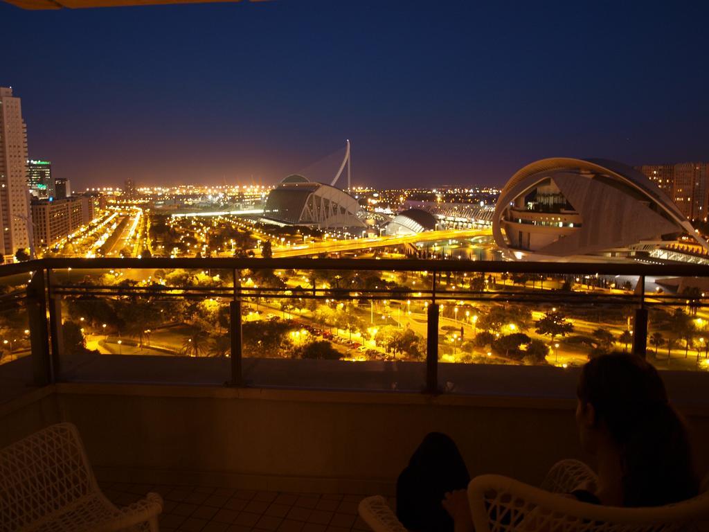 Apartup Blue Opera View Valencia Room photo