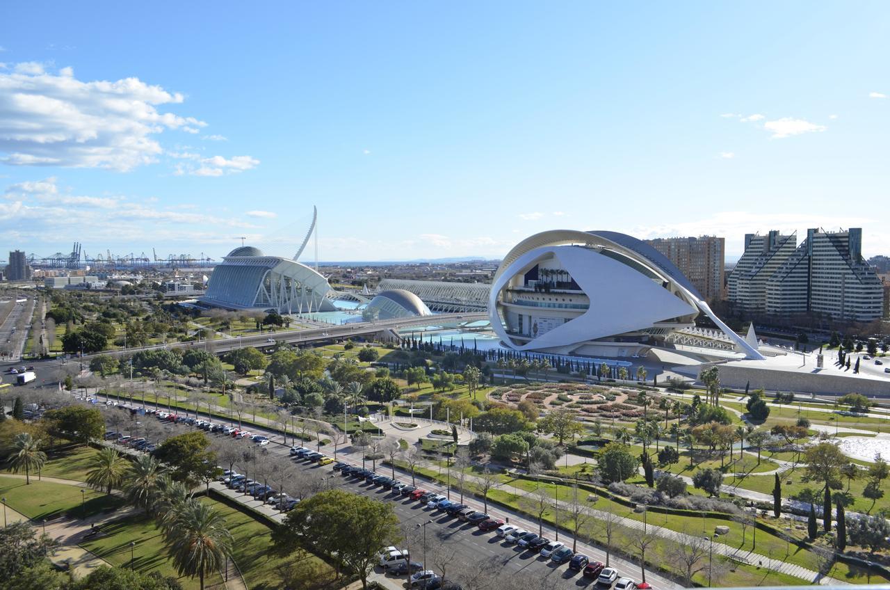 Apartup Blue Opera View Valencia Exterior photo